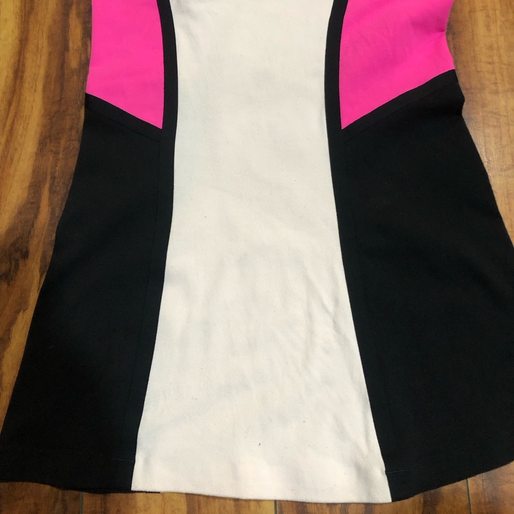Lululemon Racerback Tank - Picture 4 of 6